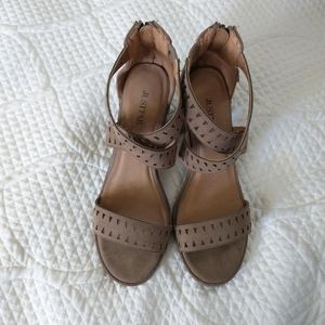 Mocha sandals